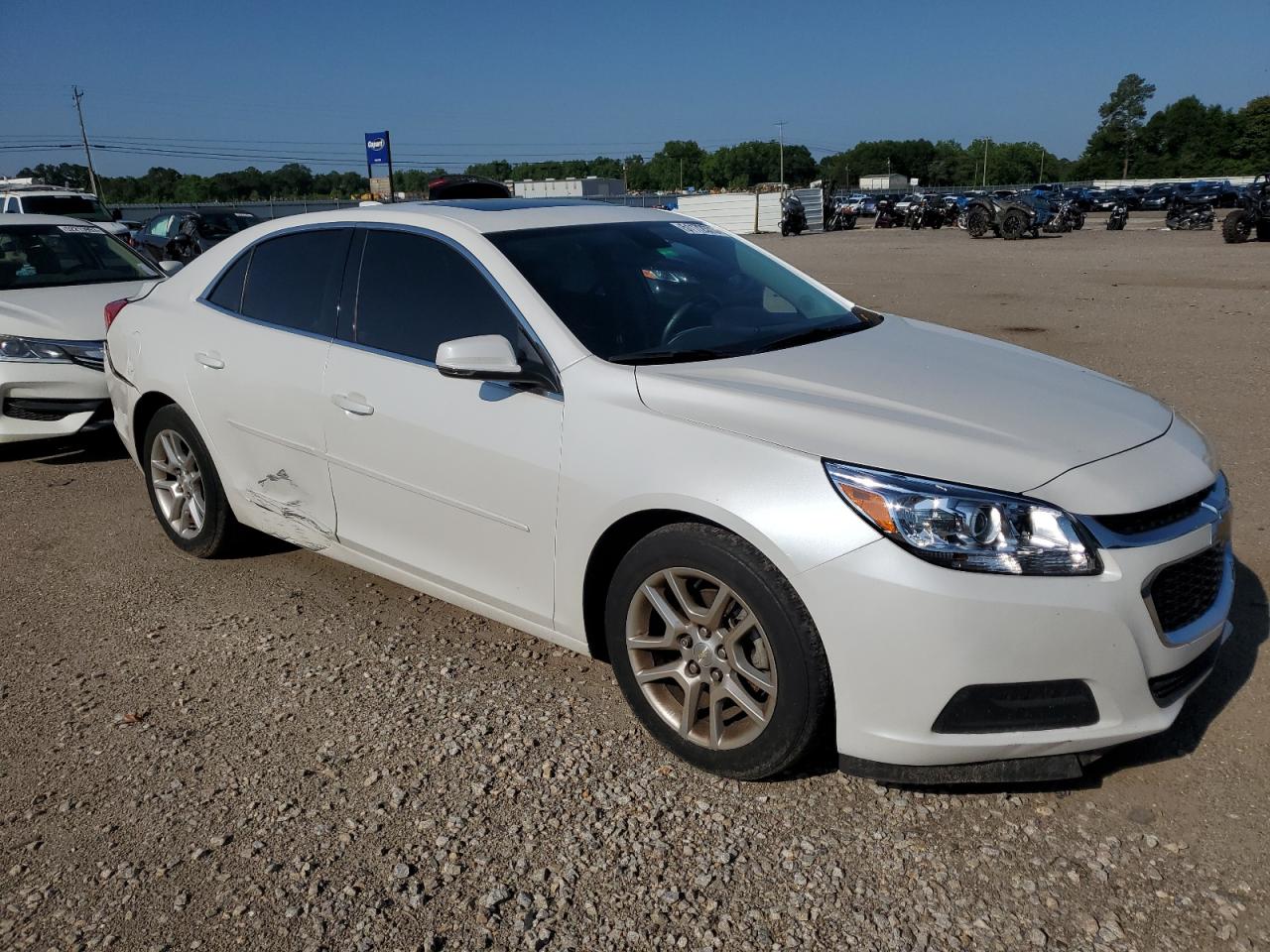 Photo 3 VIN: 1G11C5SA8GF116562 - CHEVROLET MALIBU 