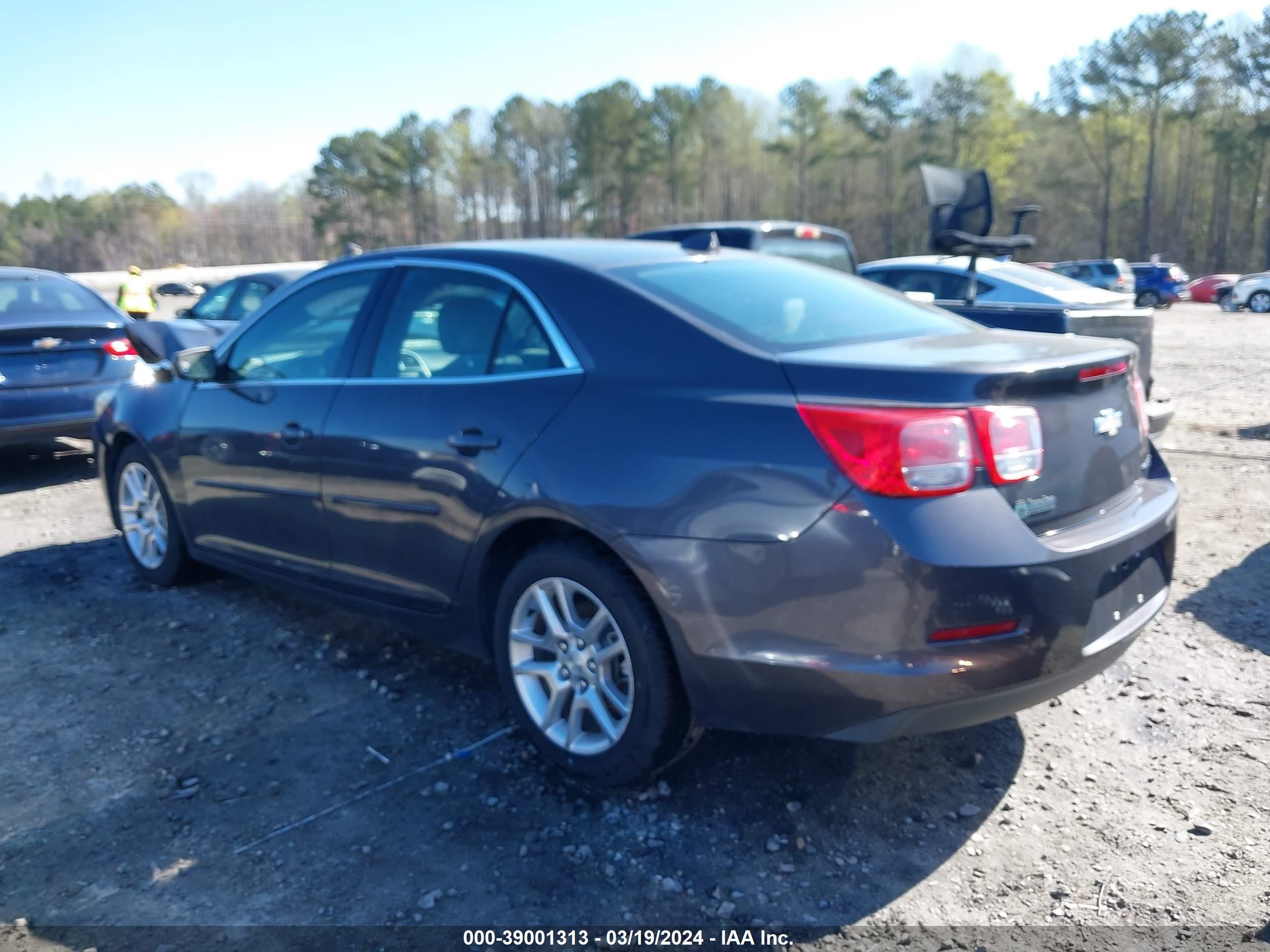 Photo 2 VIN: 1G11C5SA9DF129283 - CHEVROLET MALIBU 