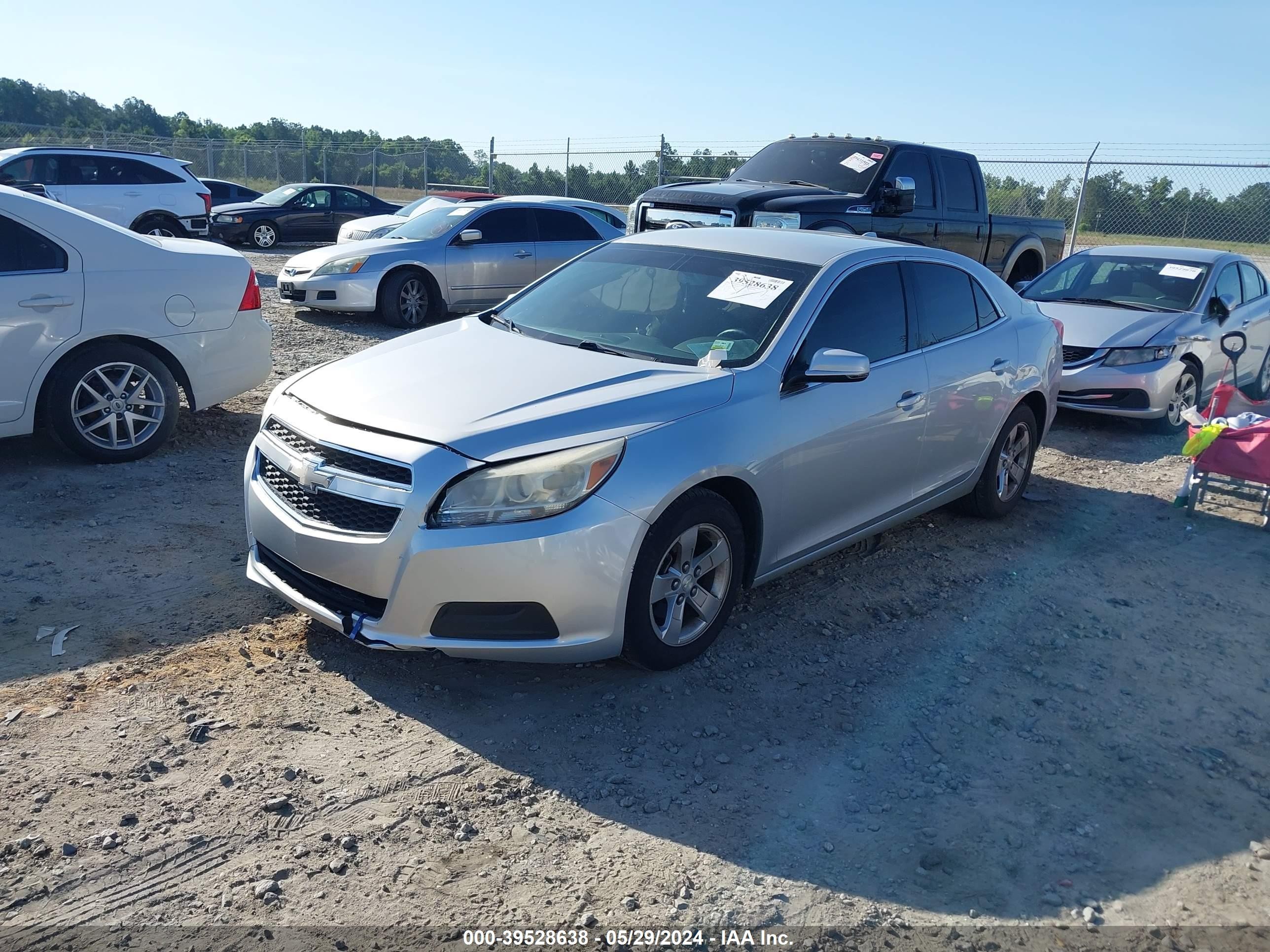 Photo 1 VIN: 1G11C5SA9DF204211 - CHEVROLET MALIBU 