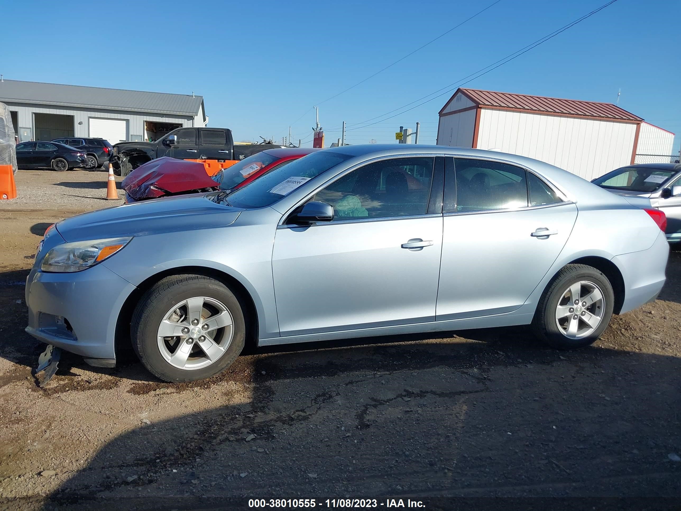 Photo 13 VIN: 1G11C5SA9DU116318 - CHEVROLET MALIBU 