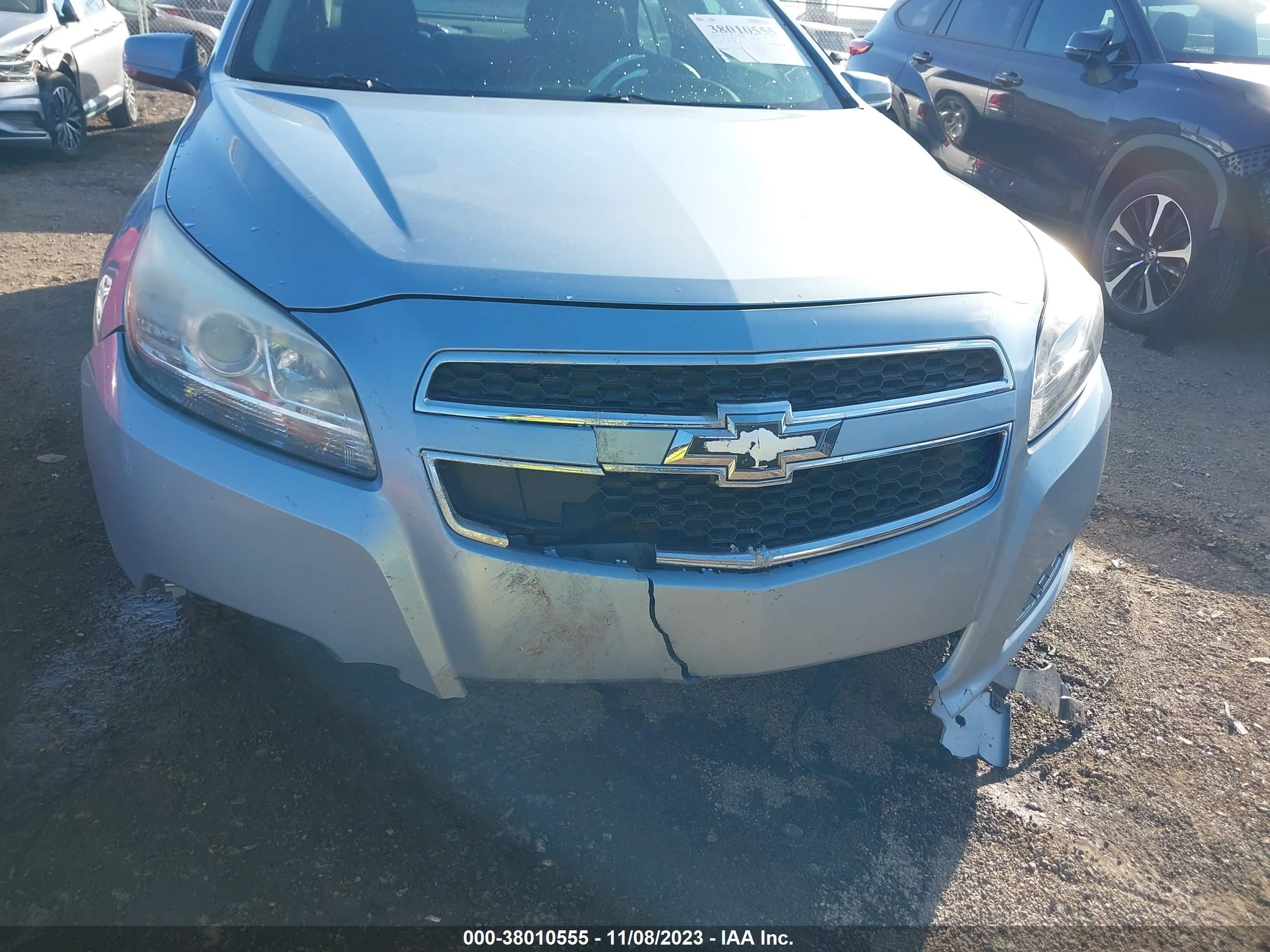 Photo 5 VIN: 1G11C5SA9DU116318 - CHEVROLET MALIBU 