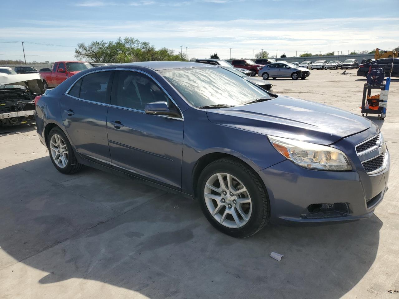 Photo 3 VIN: 1G11C5SAXDF147565 - CHEVROLET MALIBU 