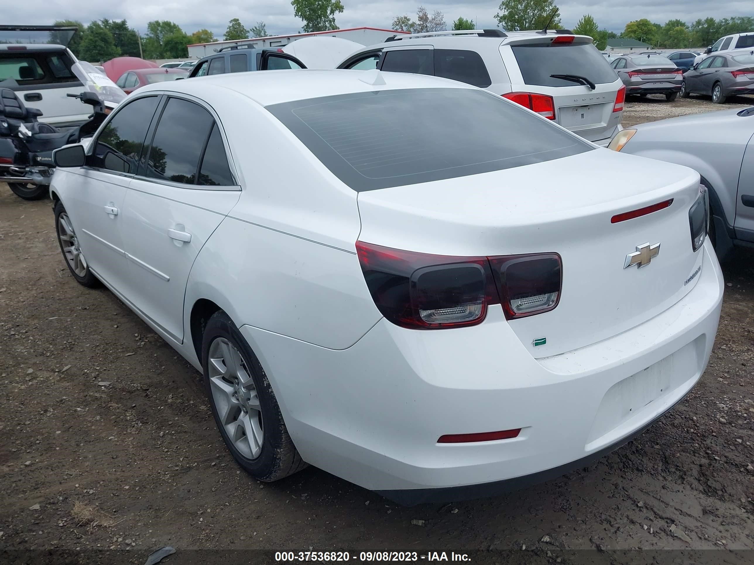 Photo 2 VIN: 1G11C5SL0EF239237 - CHEVROLET MALIBU 