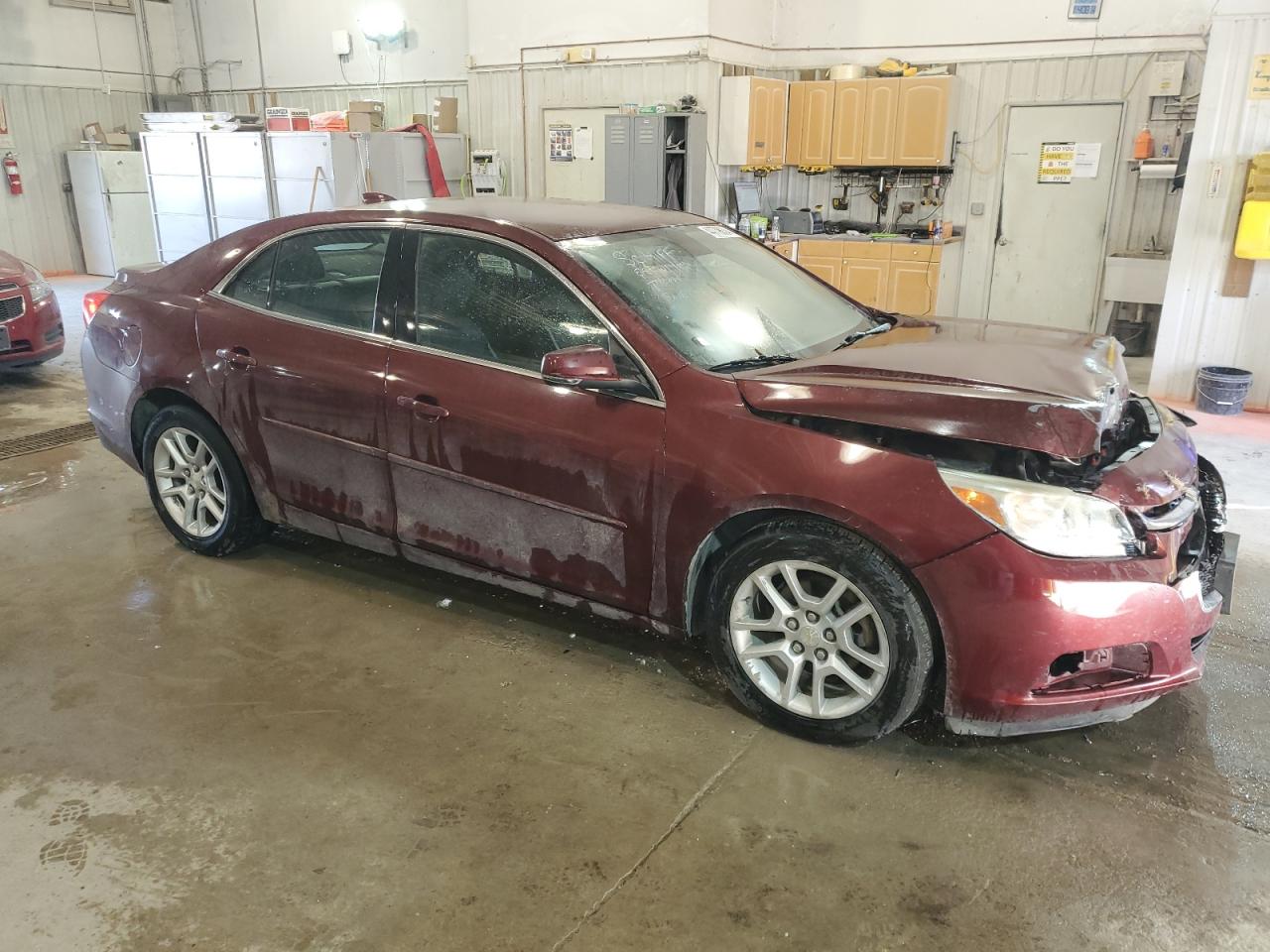 Photo 3 VIN: 1G11C5SL1FF144025 - CHEVROLET MALIBU 