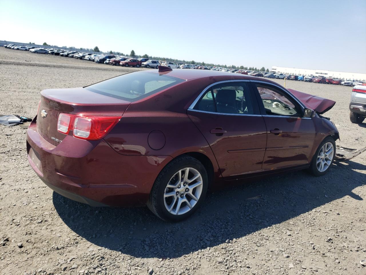 Photo 2 VIN: 1G11C5SL1FF321494 - CHEVROLET MALIBU 