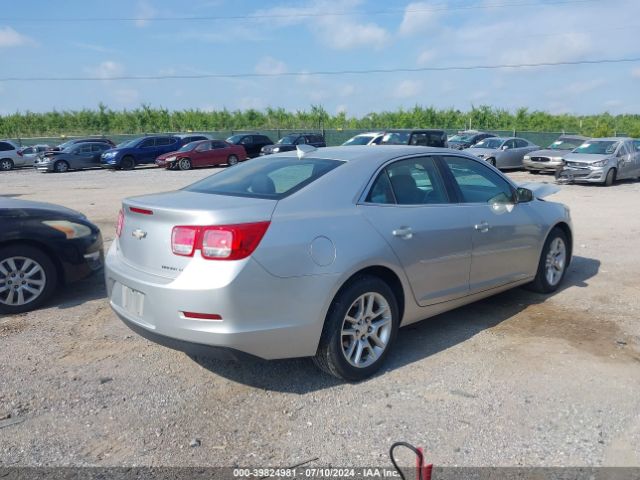 Photo 3 VIN: 1G11C5SL1FU142917 - CHEVROLET MALIBU 