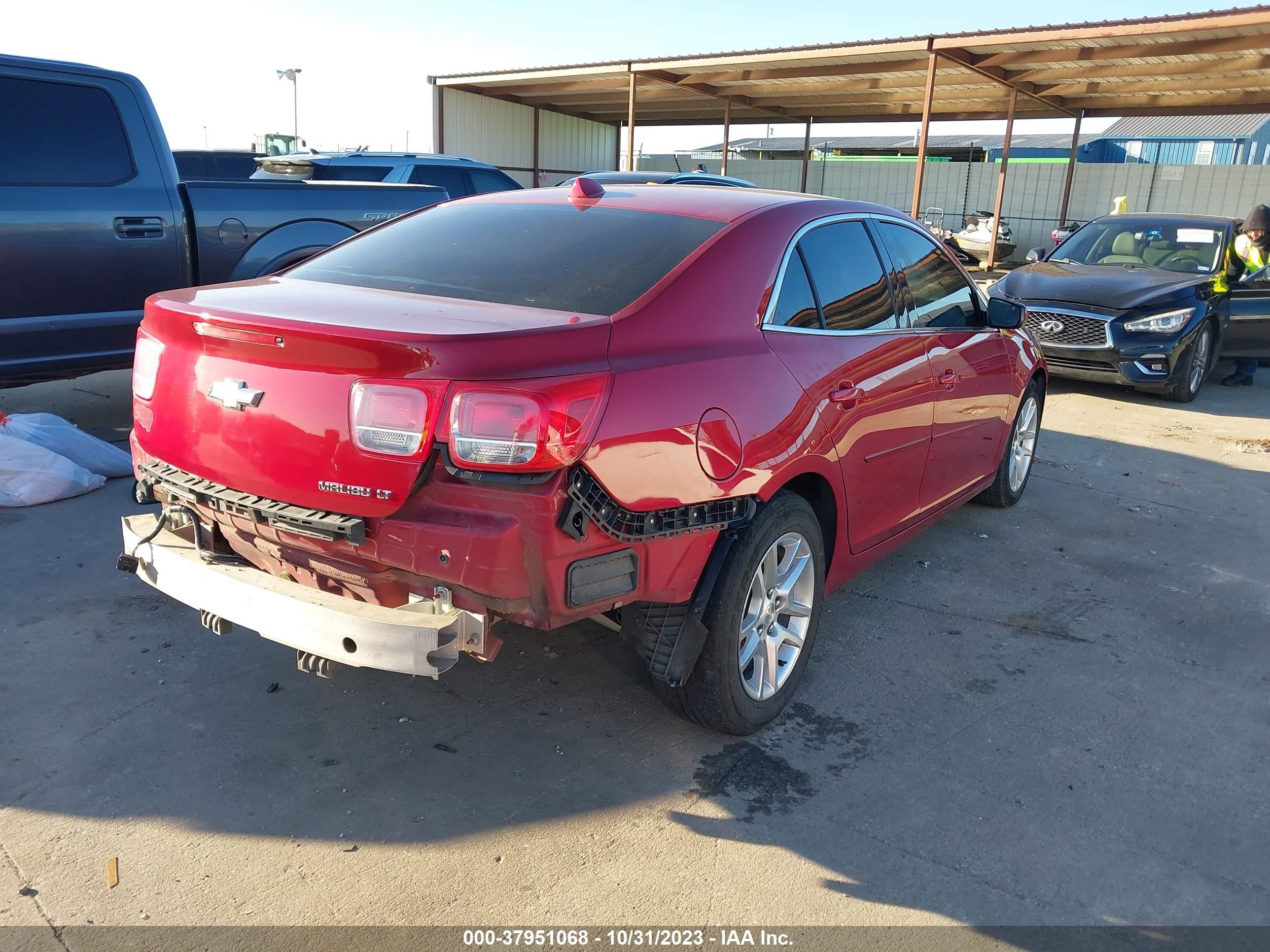 Photo 3 VIN: 1G11C5SL2EF125403 - CHEVROLET MALIBU 