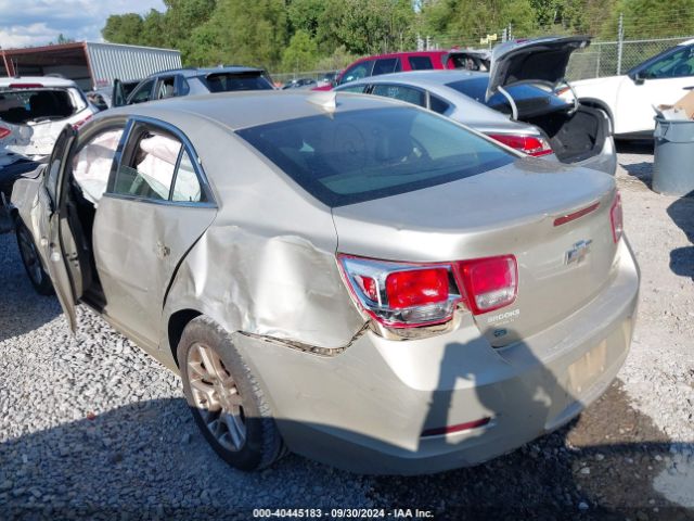 Photo 2 VIN: 1G11C5SL2FF120588 - CHEVROLET MALIBU 