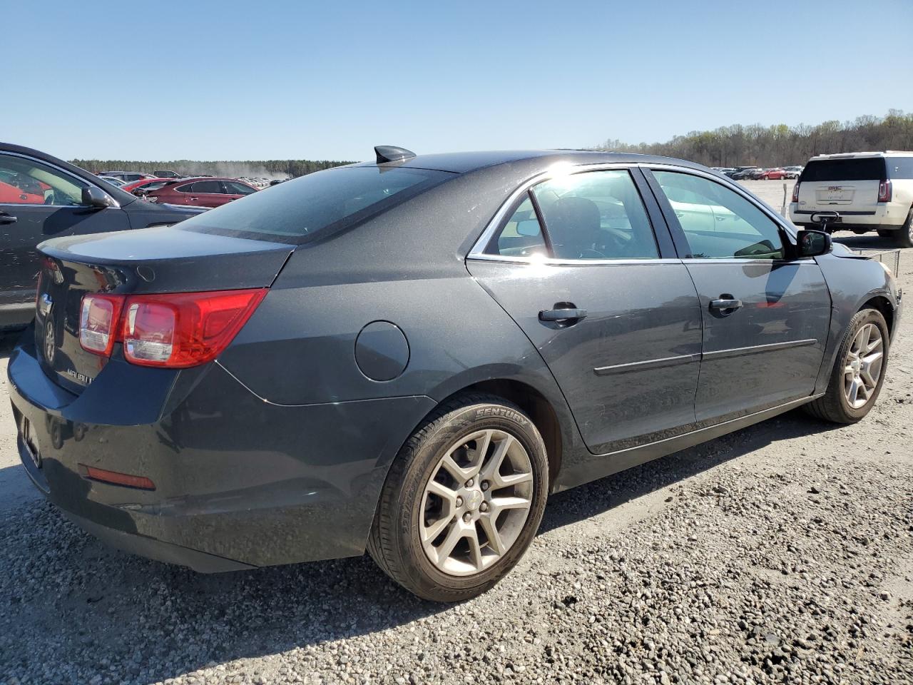 Photo 2 VIN: 1G11C5SL2FF283208 - CHEVROLET MALIBU 