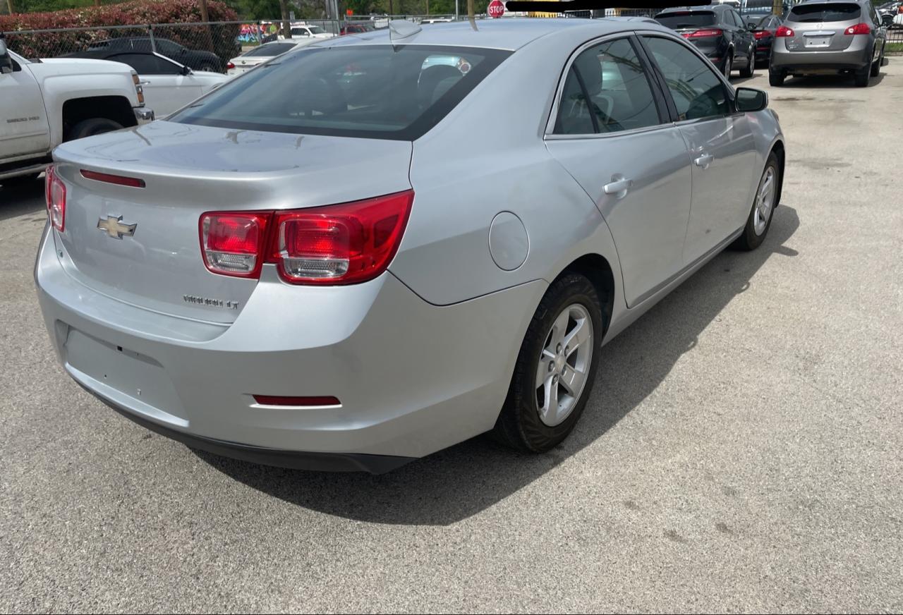 Photo 3 VIN: 1G11C5SL2FF307829 - CHEVROLET MALIBU 