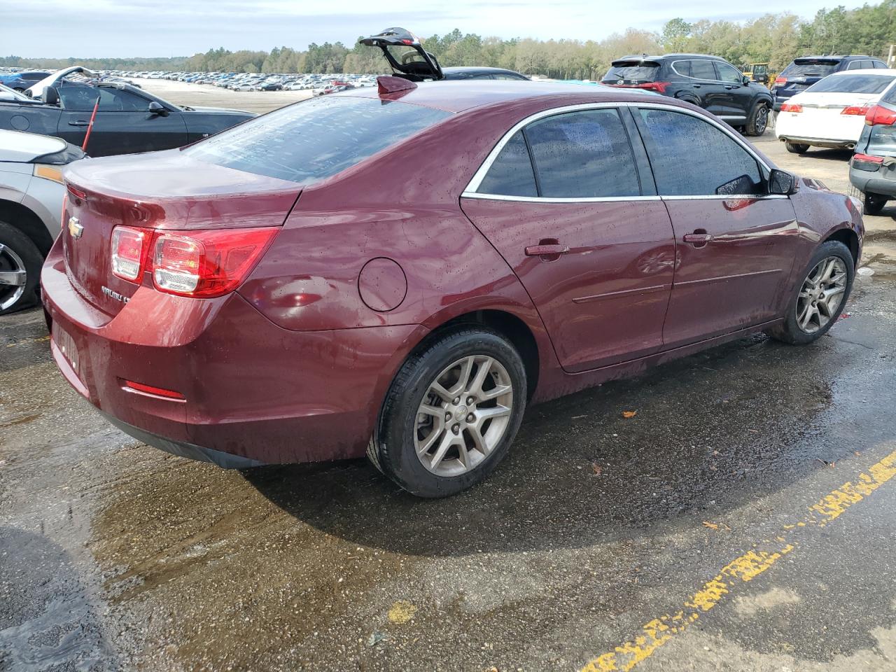 Photo 2 VIN: 1G11C5SL3FF252629 - CHEVROLET MALIBU 