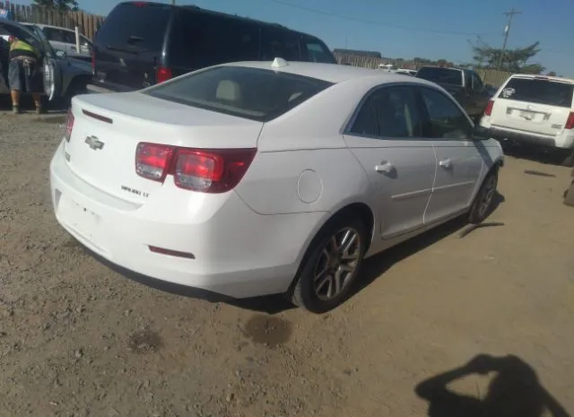 Photo 3 VIN: 1G11C5SL4EF105024 - CHEVROLET MALIBU 