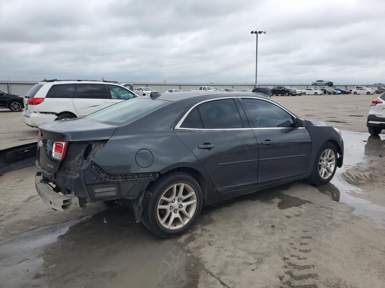 Photo 2 VIN: 1G11C5SL4EF213918 - CHEVROLET MALIBU 