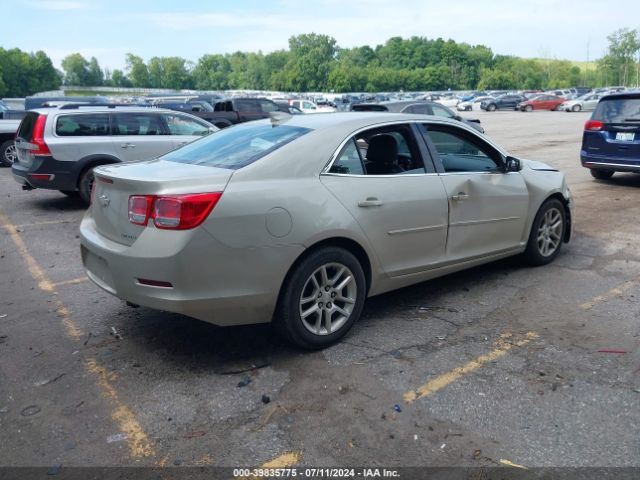 Photo 3 VIN: 1G11C5SL4FF246824 - CHEVROLET MALIBU 