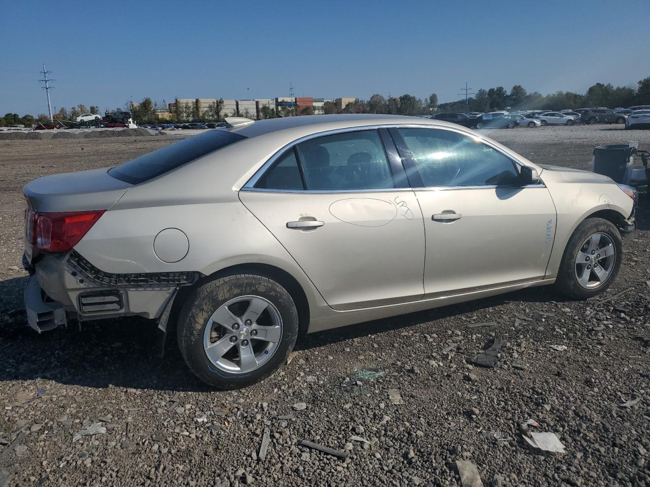 Photo 2 VIN: 1G11C5SL4FF290385 - CHEVROLET MALIBU 