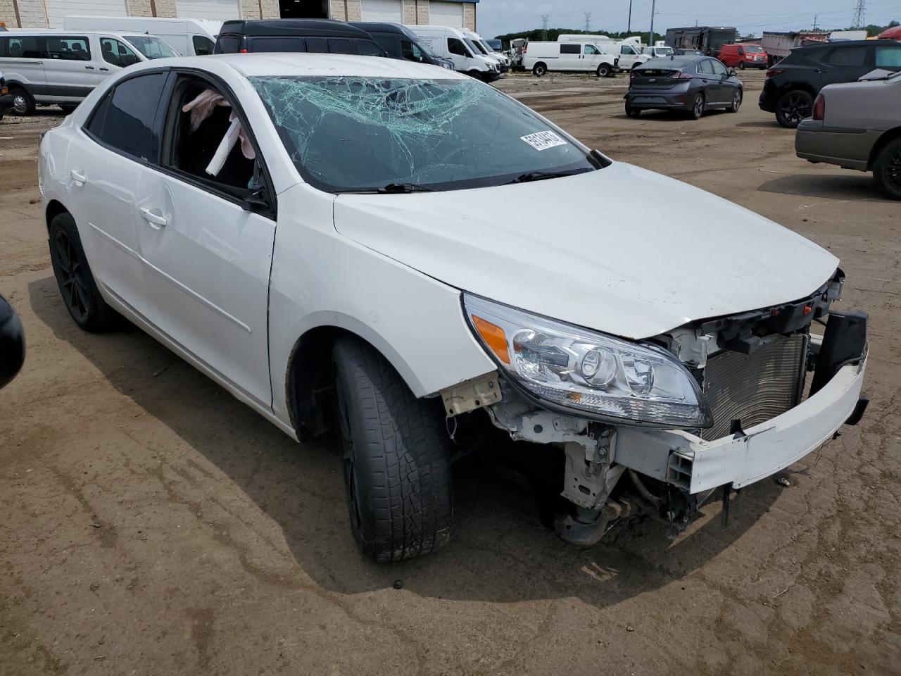 Photo 3 VIN: 1G11C5SL5EF145645 - CHEVROLET MALIBU 