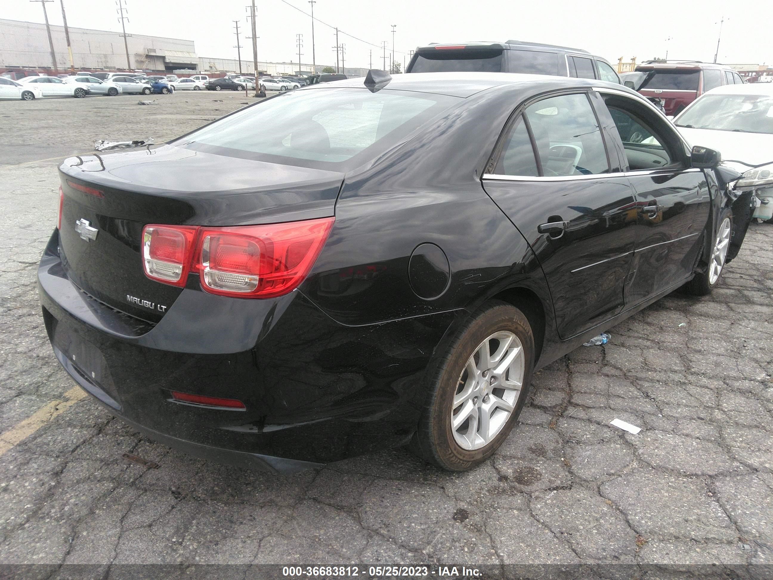 Photo 3 VIN: 1G11C5SL5EF243123 - CHEVROLET MALIBU 