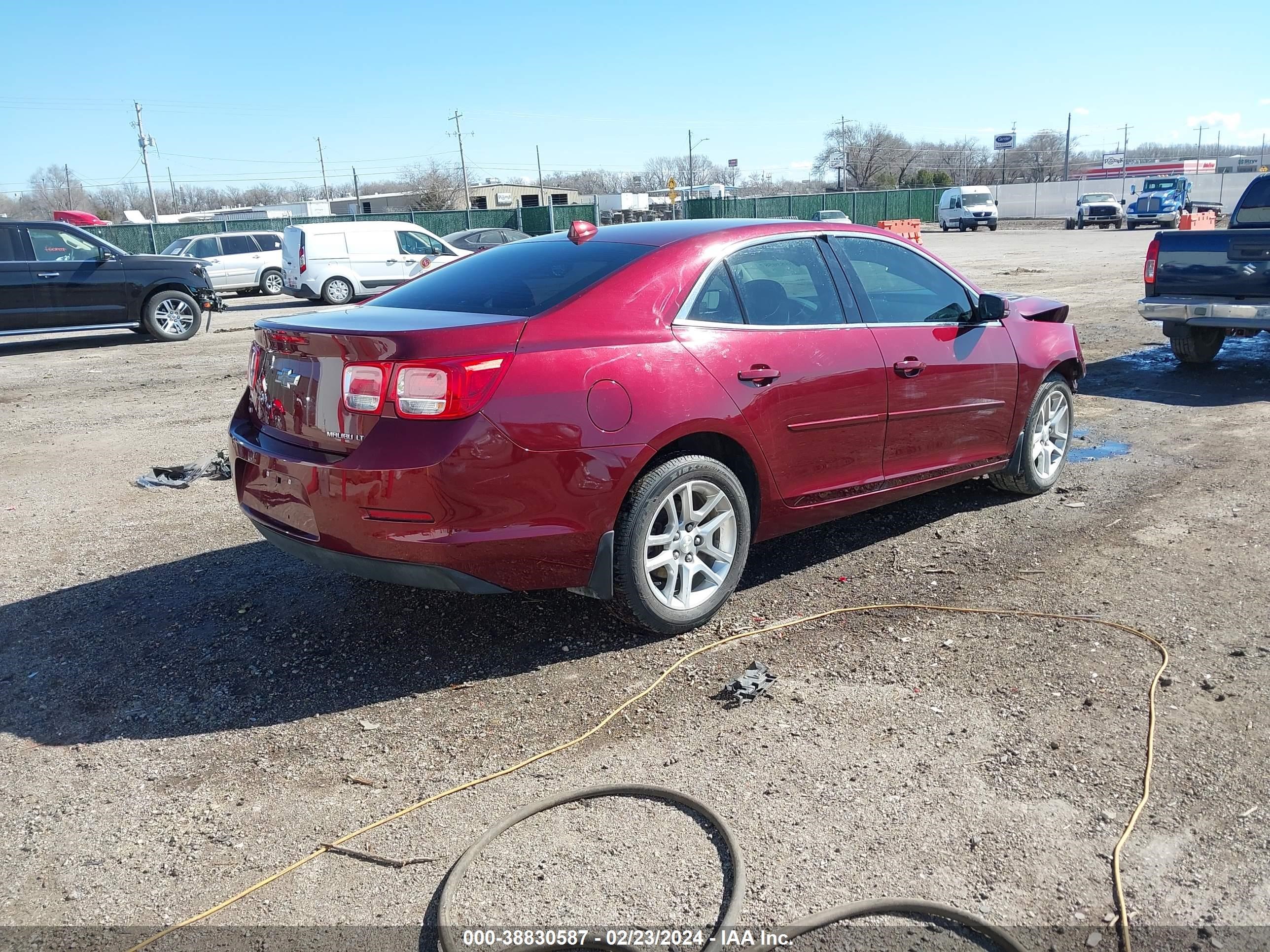 Photo 3 VIN: 1G11C5SL5EF272444 - CHEVROLET MALIBU 