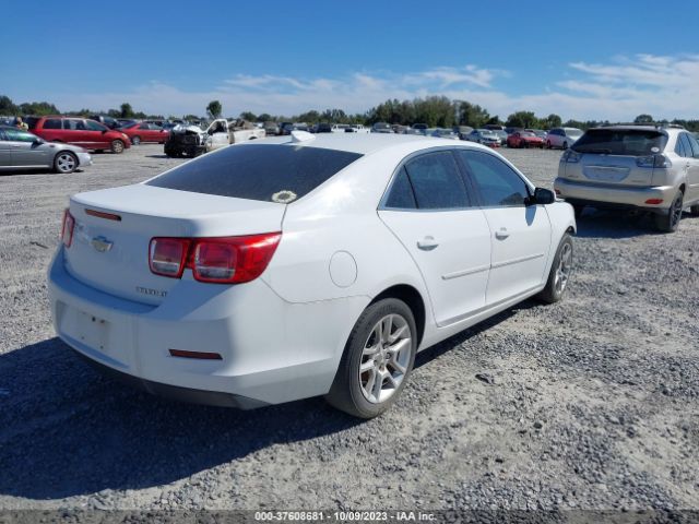 Photo 3 VIN: 1G11C5SL6FF289948 - CHEVROLET MALIBU 