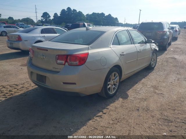 Photo 3 VIN: 1G11C5SL7FF143235 - CHEVROLET MALIBU 