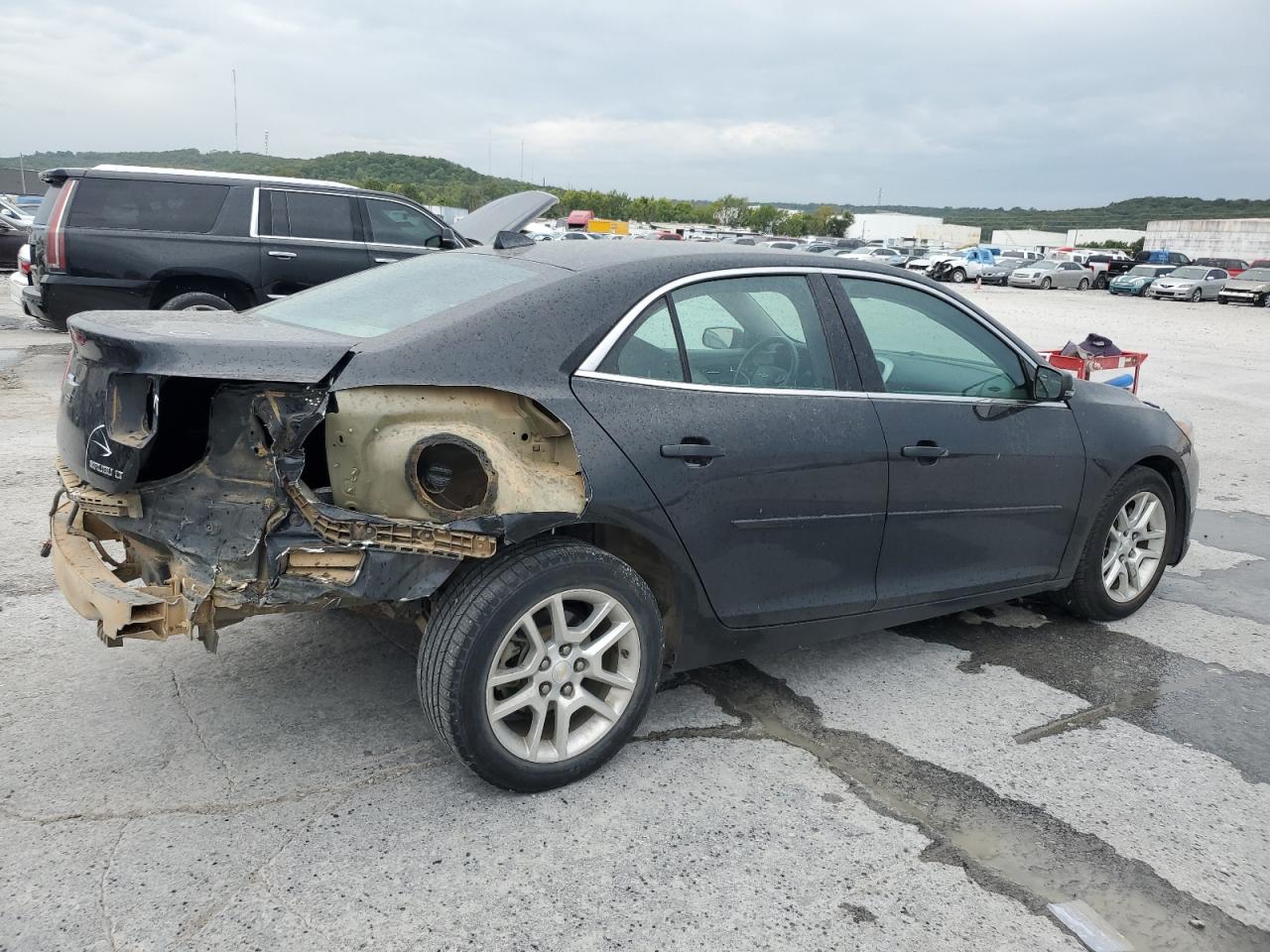 Photo 2 VIN: 1G11C5SL8EF104541 - CHEVROLET MALIBU 