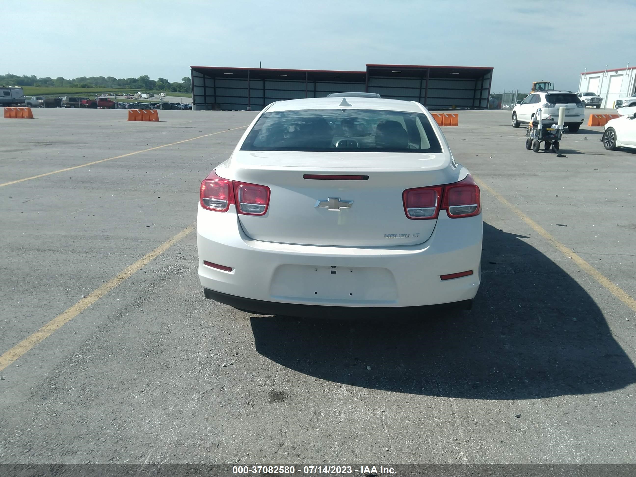 Photo 16 VIN: 1G11C5SL8EF184570 - CHEVROLET MALIBU 