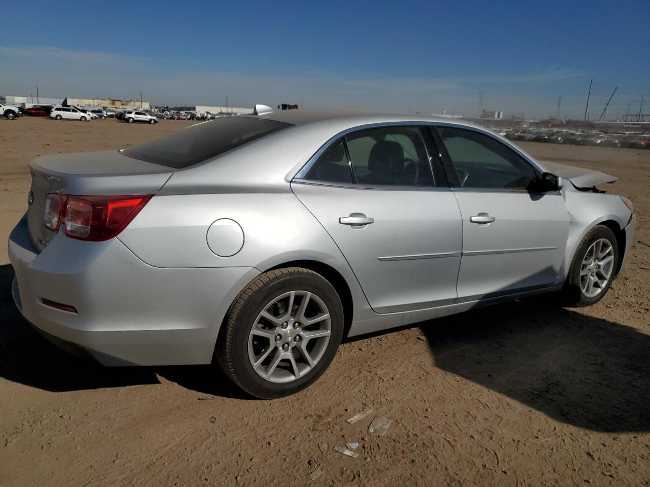 Photo 2 VIN: 1G11C5SL8EF219348 - CHEVROLET MALIBU 