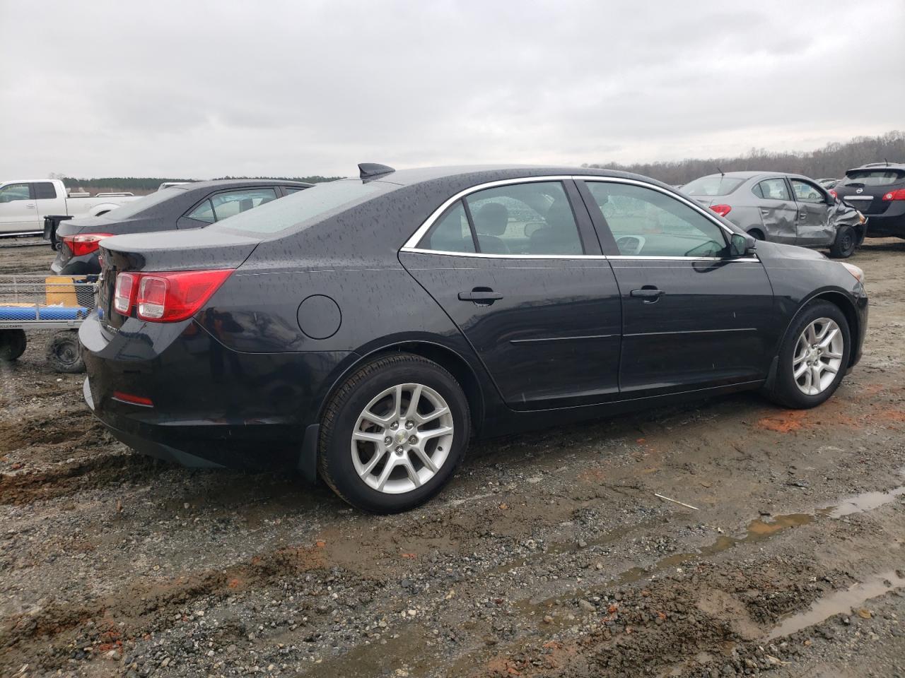 Photo 2 VIN: 1G11C5SL8FF298411 - CHEVROLET MALIBU 