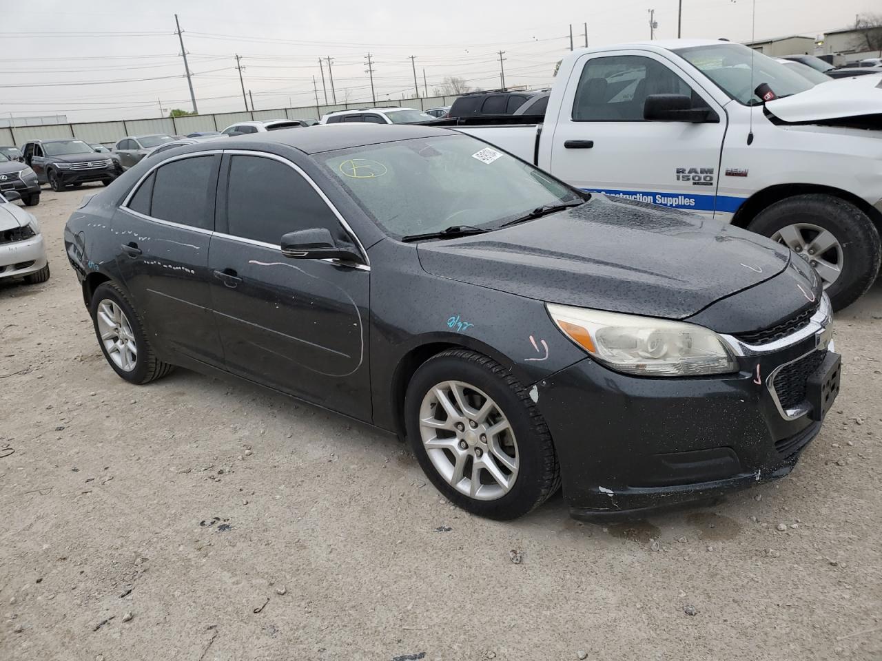 Photo 3 VIN: 1G11C5SL8FF328569 - CHEVROLET MALIBU 