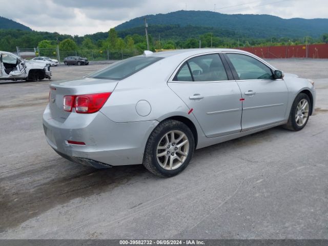 Photo 3 VIN: 1G11C5SL9EF281230 - CHEVROLET MALIBU 