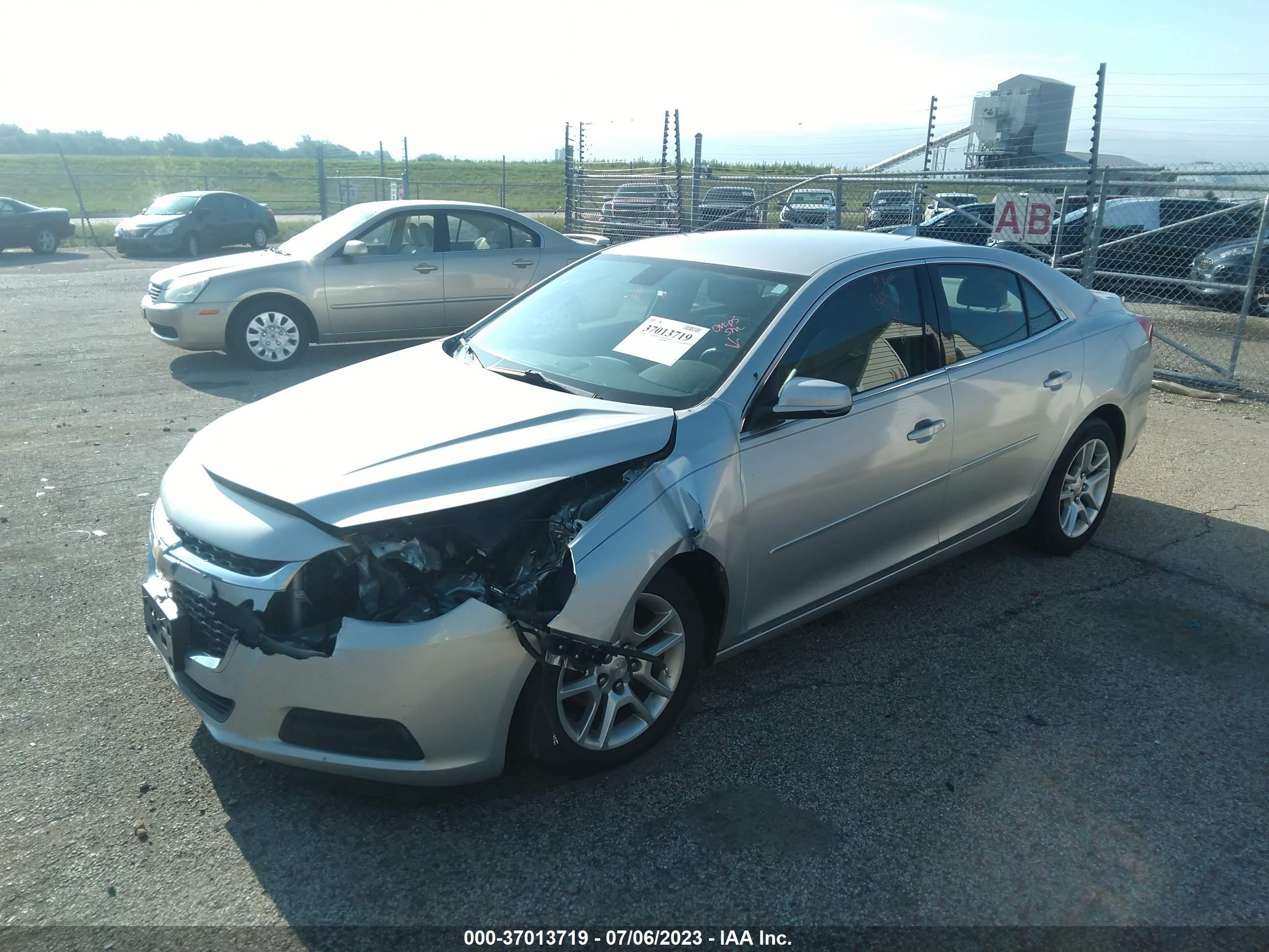 Photo 1 VIN: 1G11C5SL9FF290270 - CHEVROLET MALIBU 