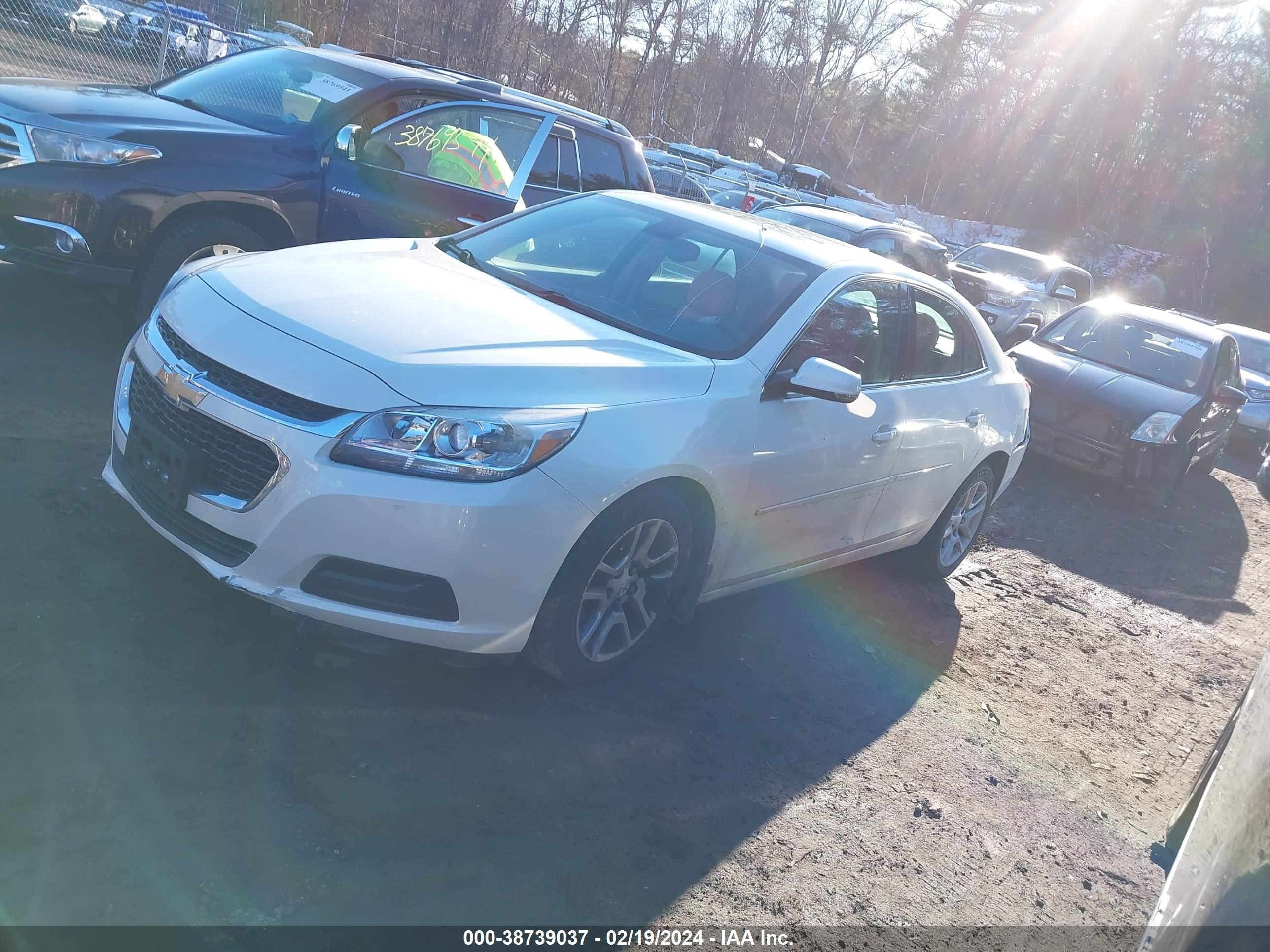 Photo 1 VIN: 1G11C5SLXEF267238 - CHEVROLET MALIBU 