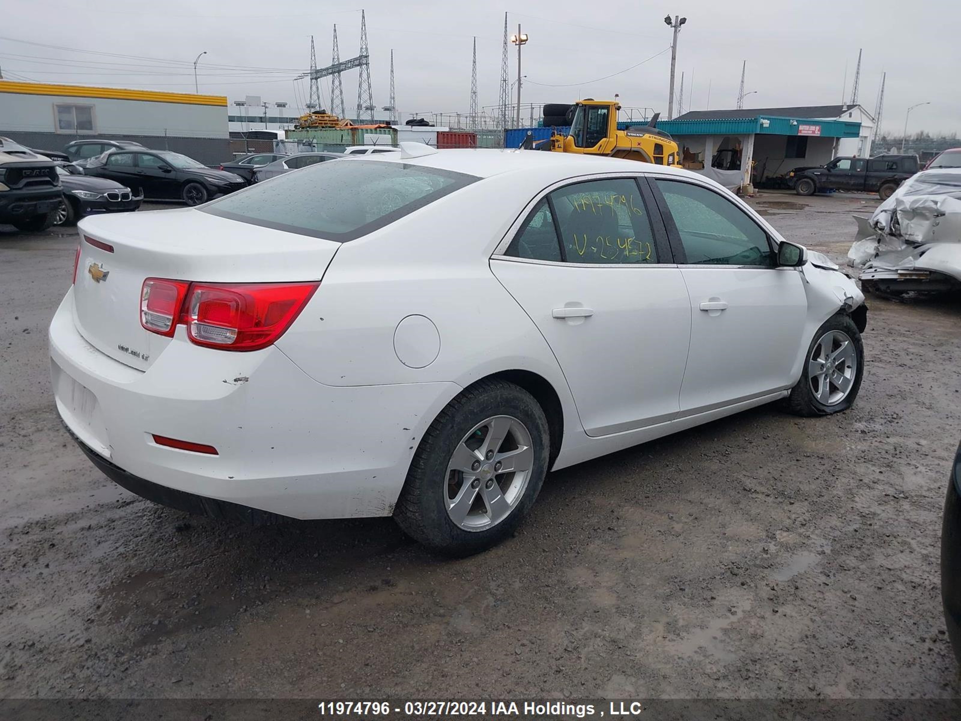 Photo 3 VIN: 1G11C5SLXFF254572 - CHEVROLET MALIBU 