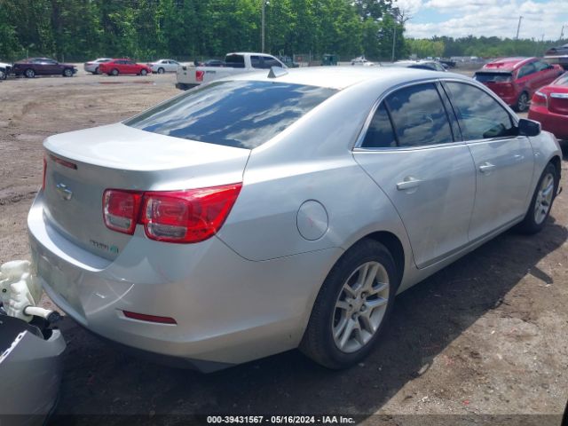 Photo 3 VIN: 1G11D5RR0DF111179 - CHEVROLET MALIBU 