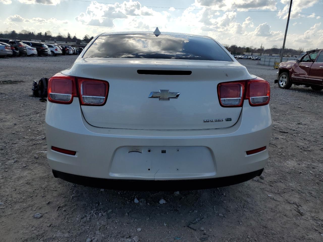 Photo 5 VIN: 1G11D5RR0DF117144 - CHEVROLET MALIBU 