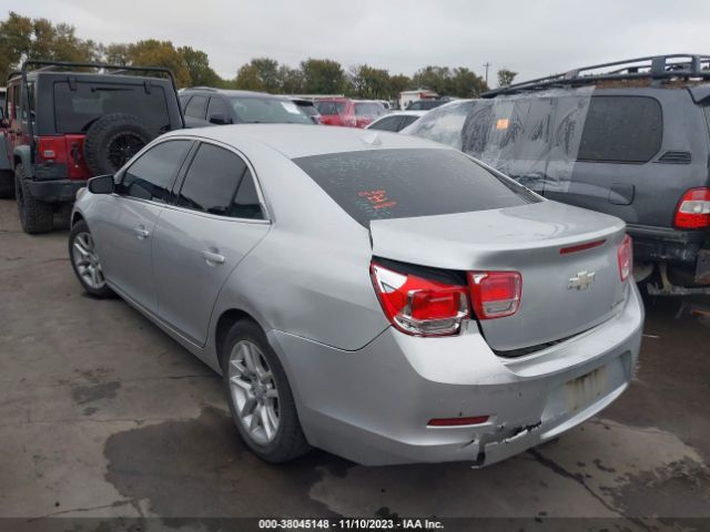 Photo 2 VIN: 1G11D5RR8DF104741 - CHEVROLET MALIBU 