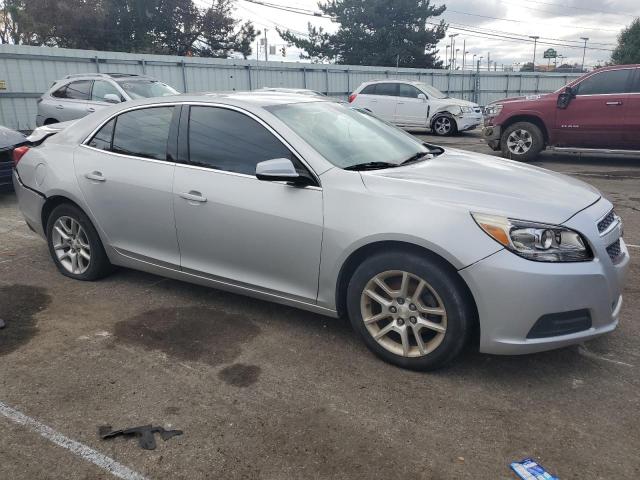 Photo 3 VIN: 1G11D5RR8DF111396 - CHEVROLET MALIBU 