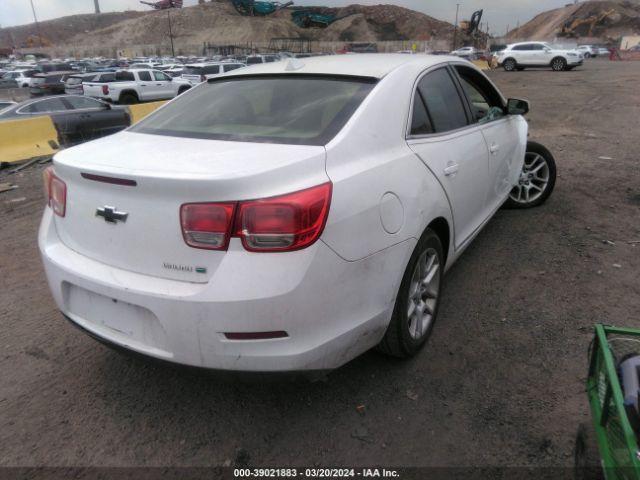 Photo 3 VIN: 1G11D5RRXDF104269 - CHEVROLET MALIBU 