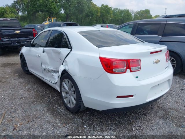 Photo 2 VIN: 1G11D5SL0FF105617 - CHEVROLET MALIBU 