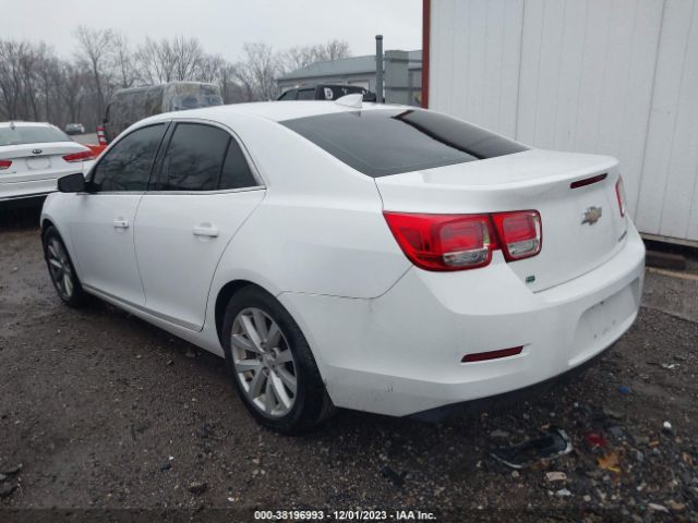 Photo 2 VIN: 1G11D5SL0FF120425 - CHEVROLET MALIBU 