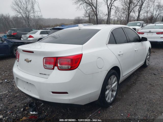 Photo 3 VIN: 1G11D5SL0FF120425 - CHEVROLET MALIBU 