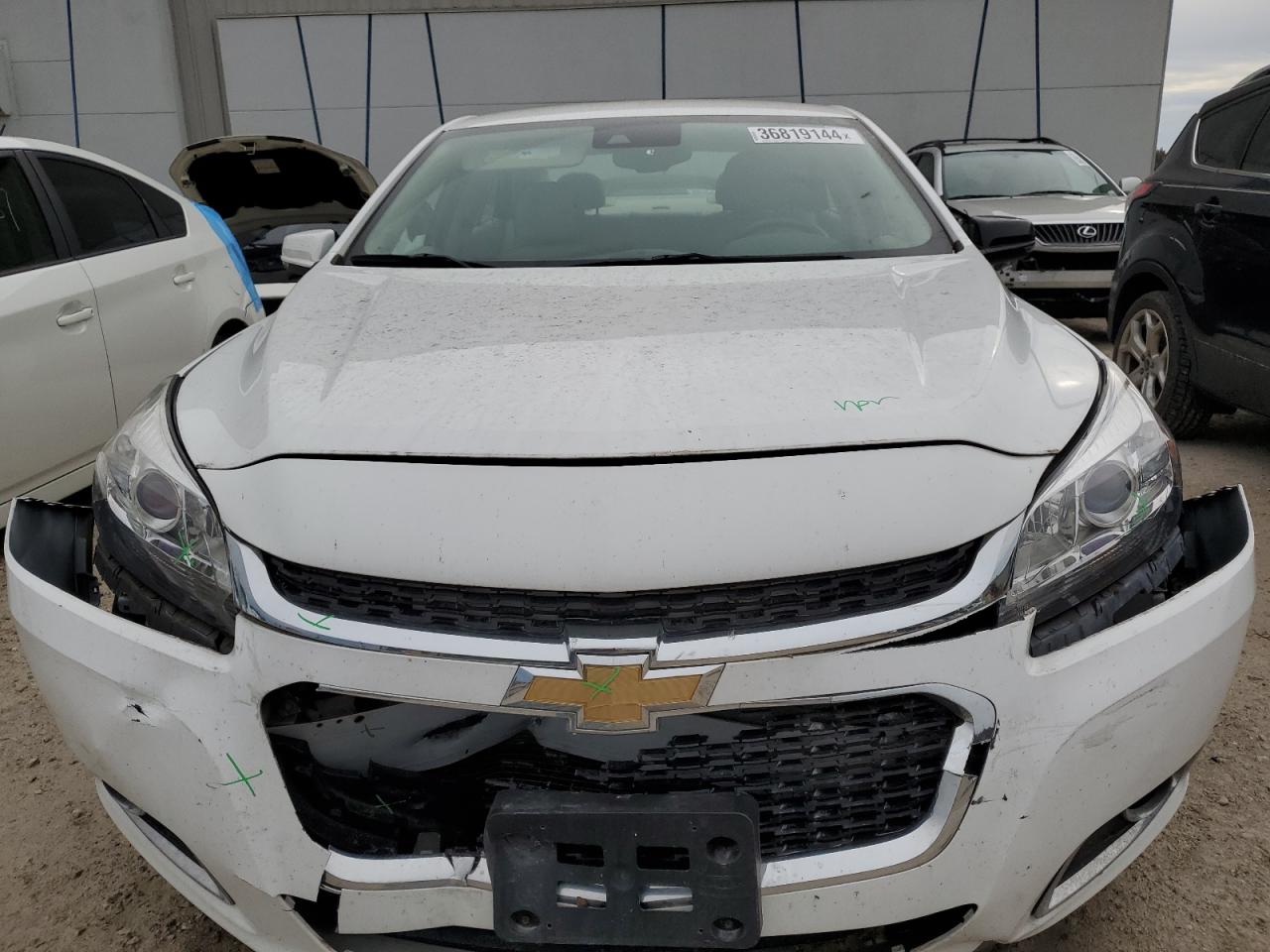 Photo 4 VIN: 1G11D5SL0FF305526 - CHEVROLET MALIBU 