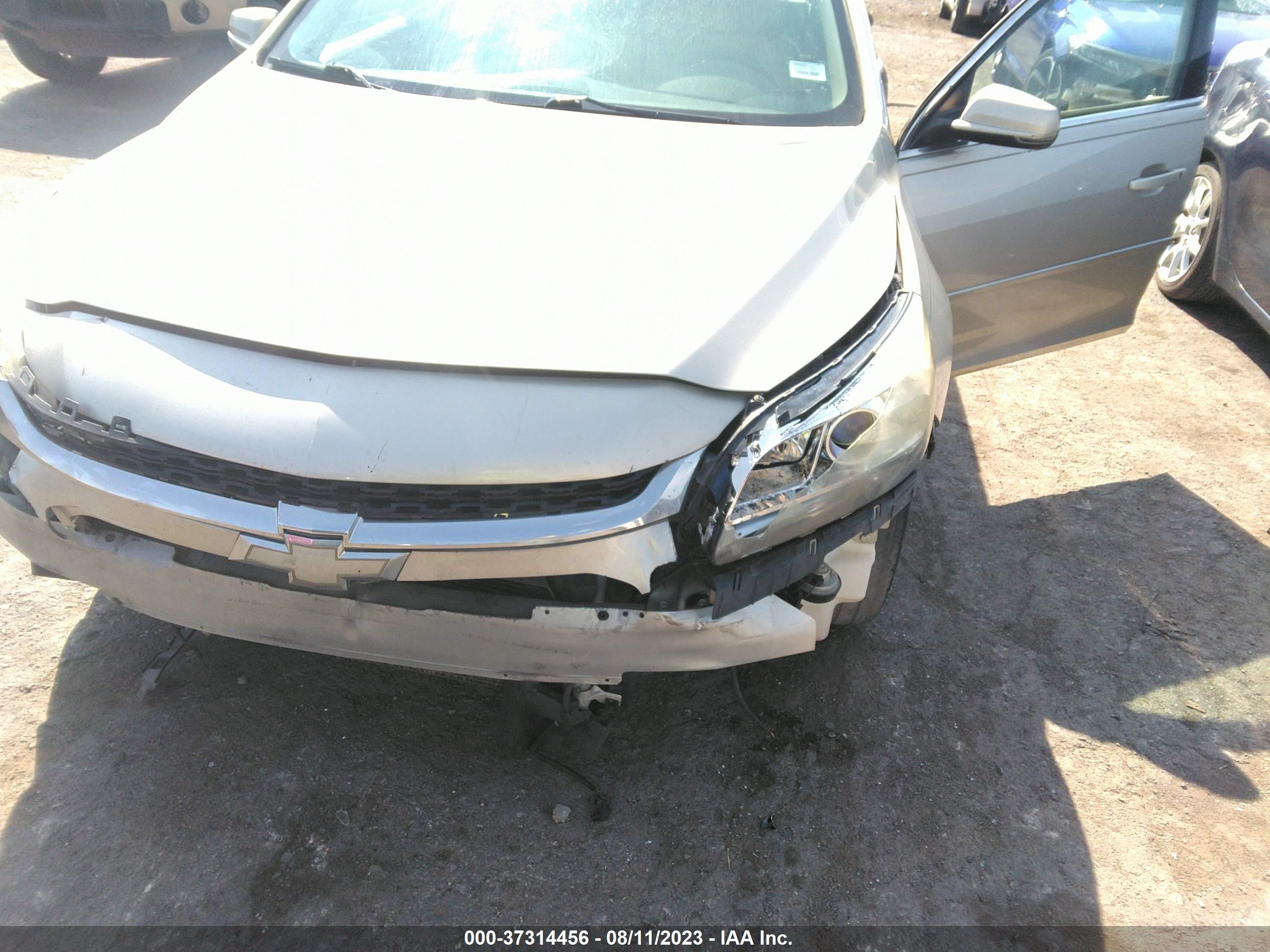 Photo 5 VIN: 1G11D5SL3FF107460 - CHEVROLET MALIBU 