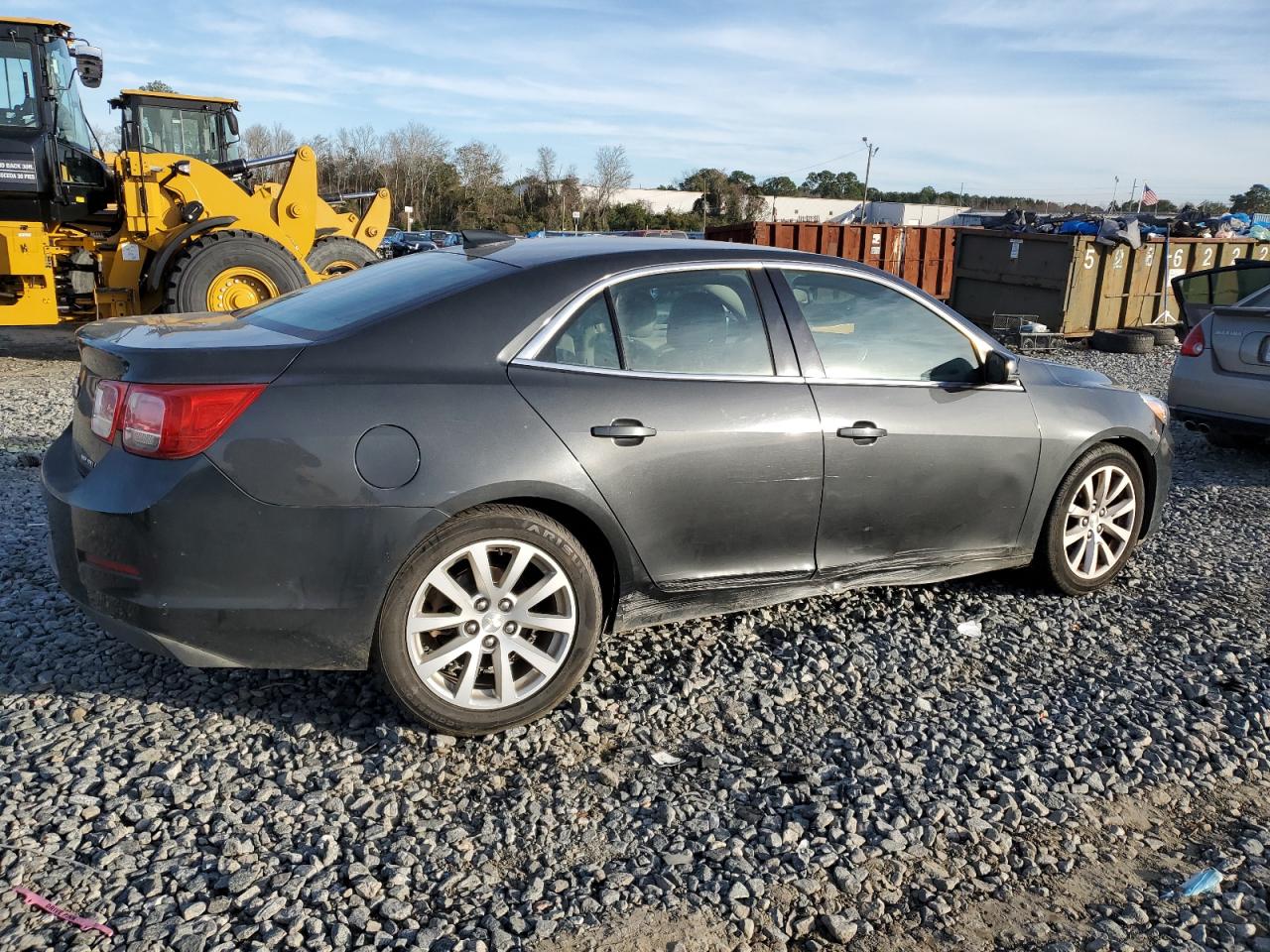 Photo 2 VIN: 1G11D5SL4FF140323 - CHEVROLET MALIBU 