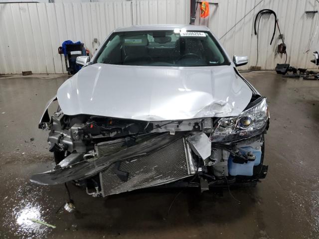 Photo 4 VIN: 1G11D5SL6FF300878 - CHEVROLET MALIBU 2LT 