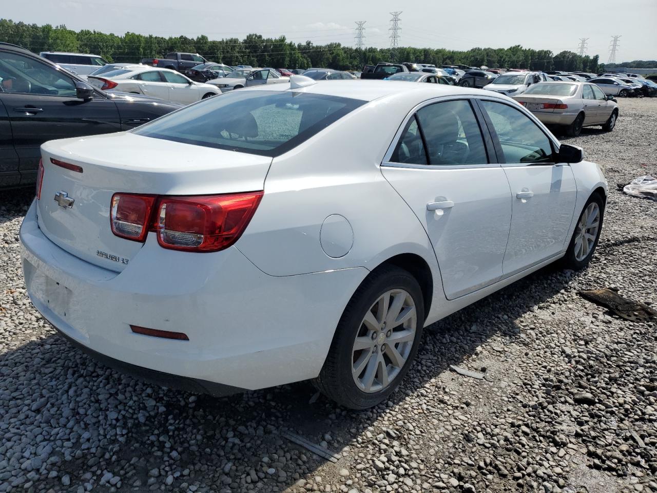 Photo 2 VIN: 1G11D5SL7FF129283 - CHEVROLET MALIBU 