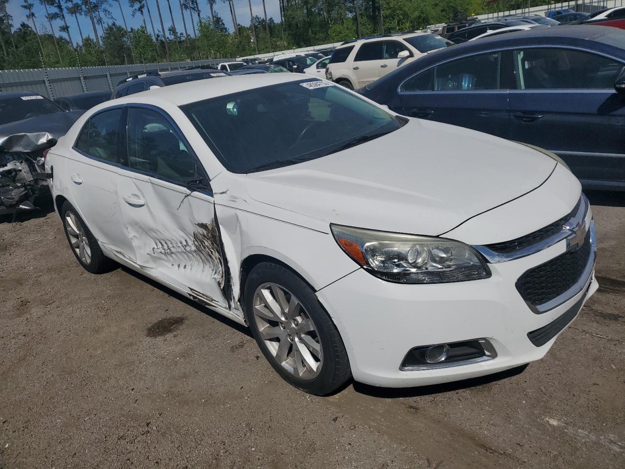 Photo 3 VIN: 1G11D5SL7FF246121 - CHEVROLET MALIBU 