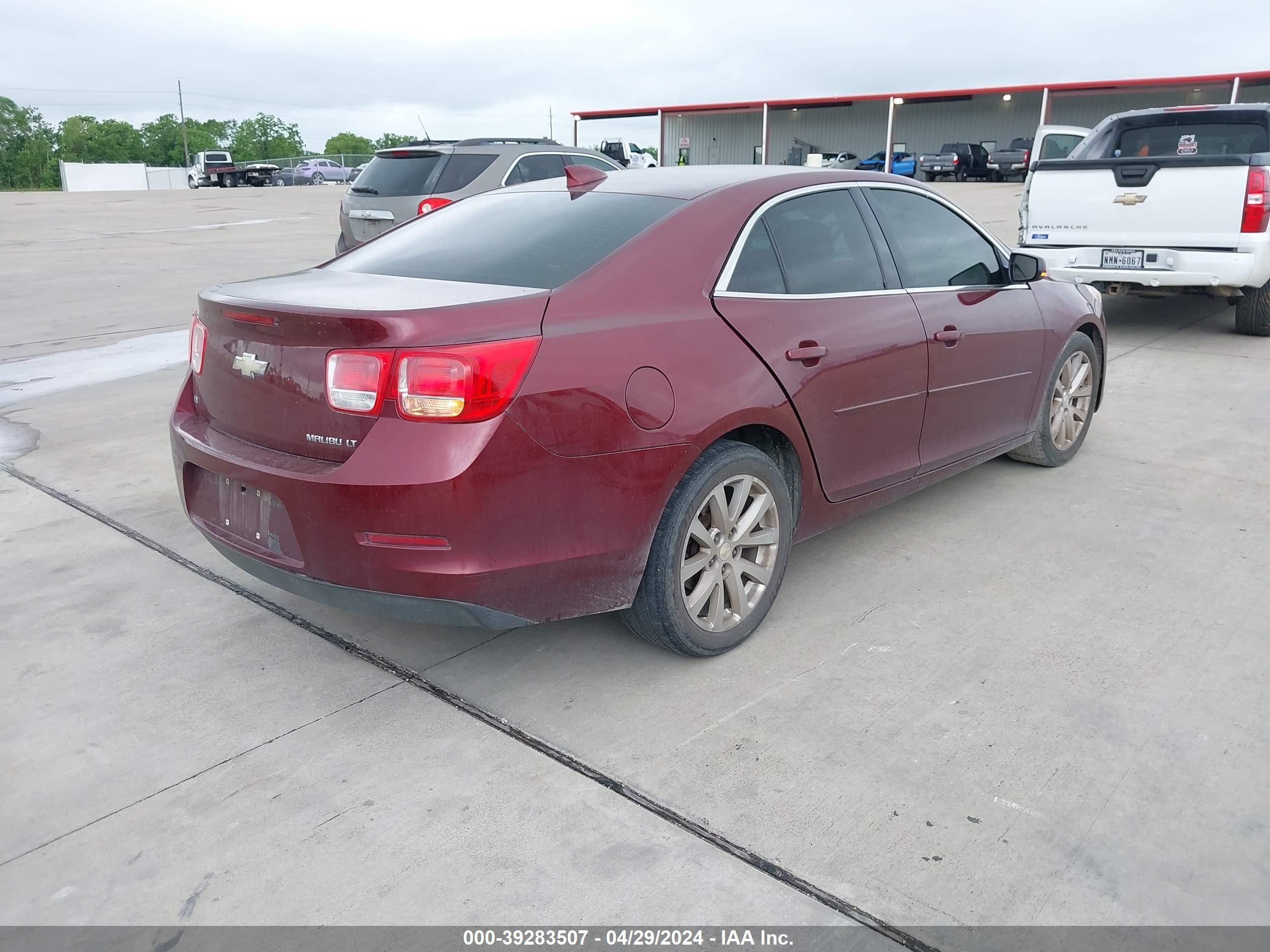 Photo 3 VIN: 1G11D5SL8FF354439 - CHEVROLET MALIBU 