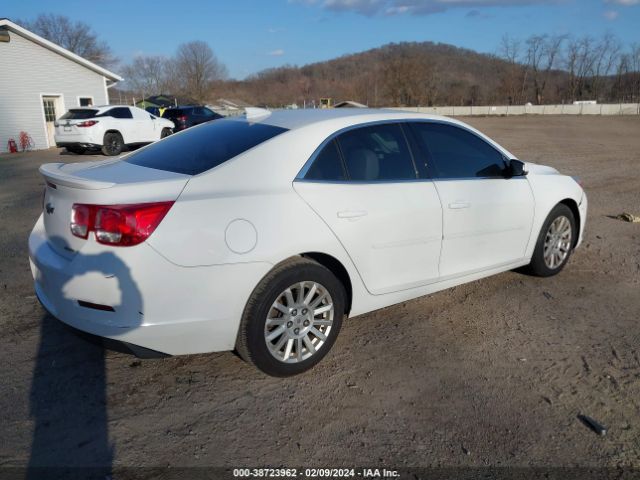 Photo 3 VIN: 1G11D5SLXFF132338 - CHEVROLET MALIBU 