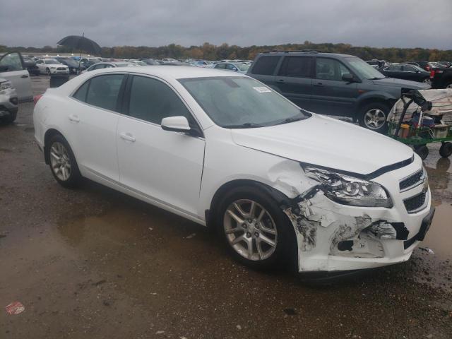 Photo 3 VIN: 1G11D5SR7DF172491 - CHEVROLET MALIBU 